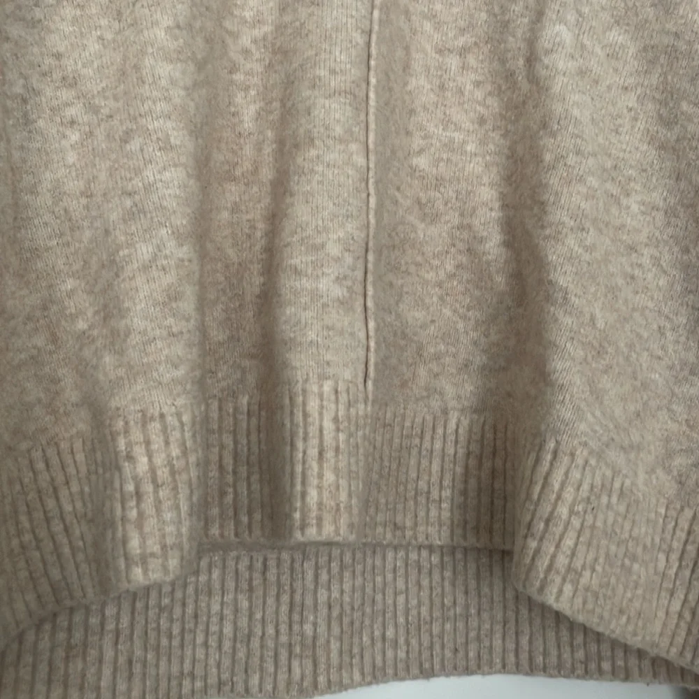 Loft Sweater - Picture 4 of 5